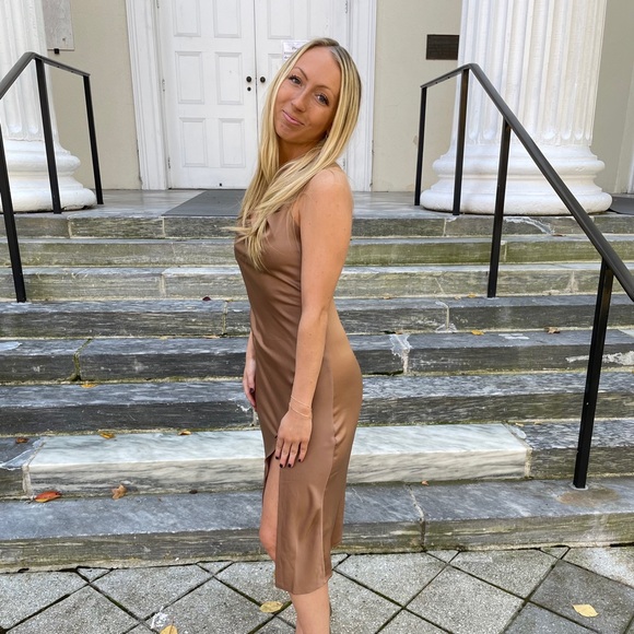 Forever 21 Tan/Gold Satin Cowl Neck Midi/Maxi Dress with slit - Size Small - Picture 5 of 7